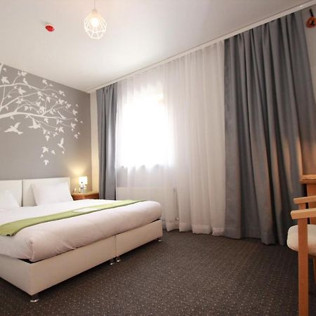 Garden Eco Design Hotel Odessa Exterior photo