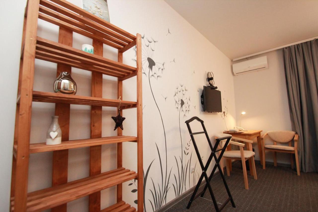 Garden Eco Design Hotel Odessa Exterior photo